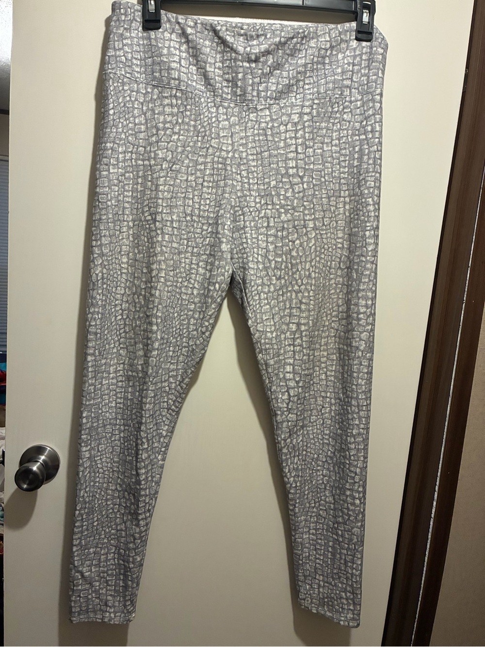 Soft Surroundings Gray Textured High-Rise Leggings